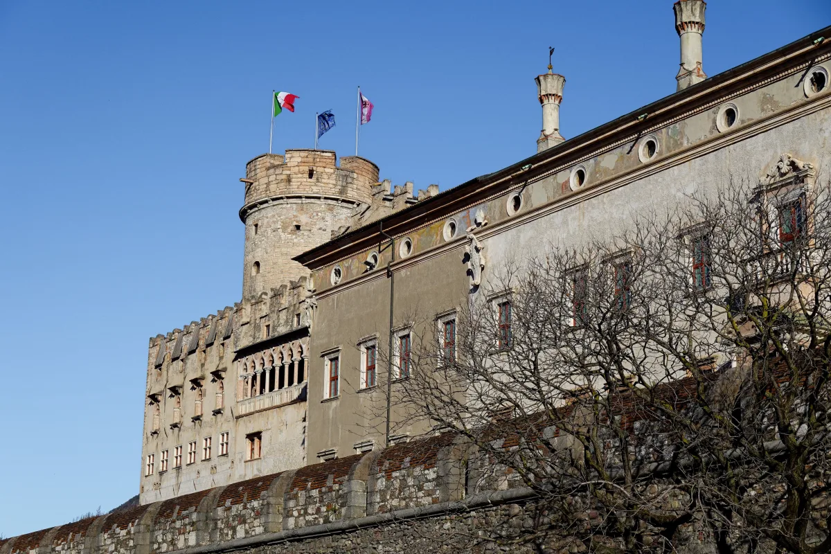 Itinerario di 7 Giorni a Trento e Dintorni: Storia, Natura e Cultura