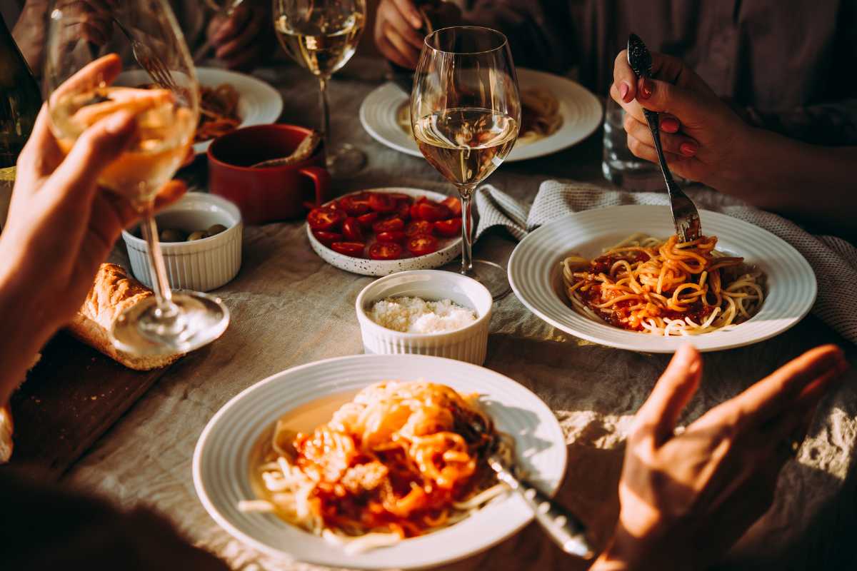 Ristorante con vista sulle Dolomiti, atmosfera accogliente